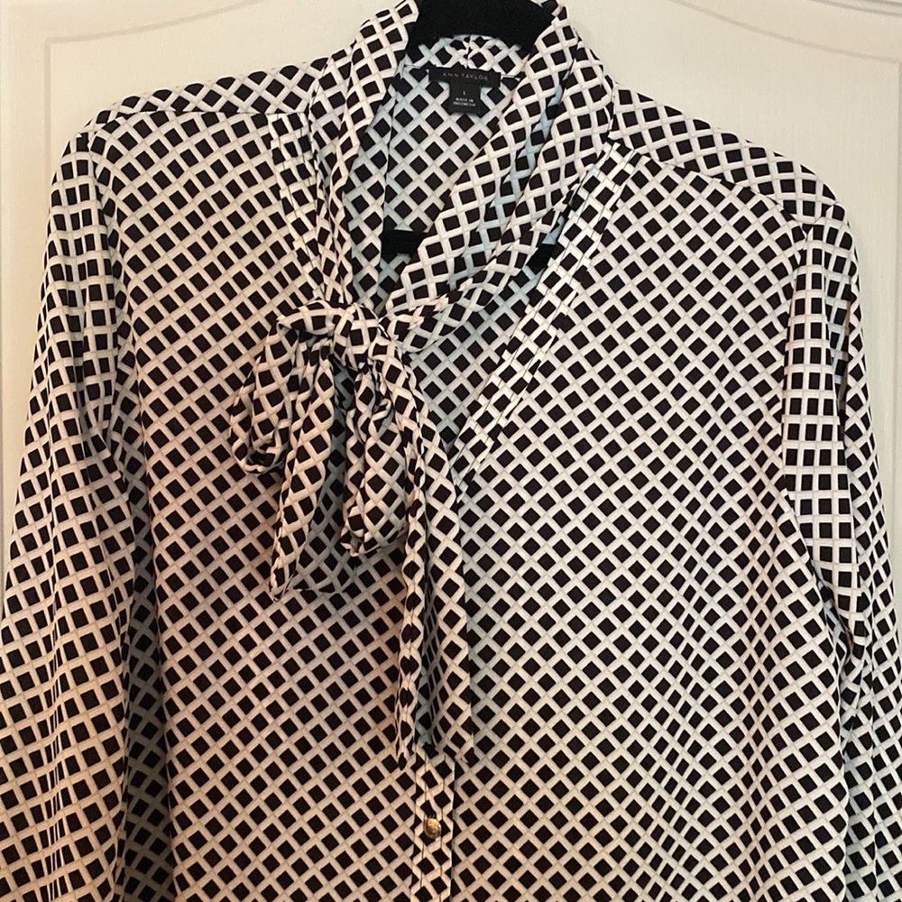 Ann Taylor Geometric Pattern Button Up Blouse - image 3